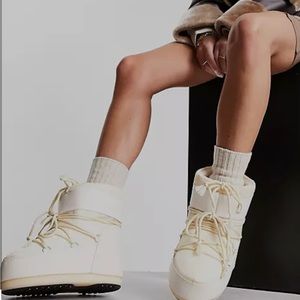 Moon Boots! Icon Low Ankle Boots, Sz 36-38
